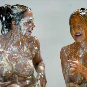 GirlsGetGunged: Messy Games, Gorgeous Girls, Gym Gear and Boobs
