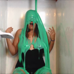CandyCustard: Maria plays a game and masturbates twice in green gunge