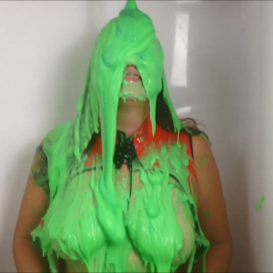 CandyCustard: Maria tests amazing new gunge in the tank in PVC dress