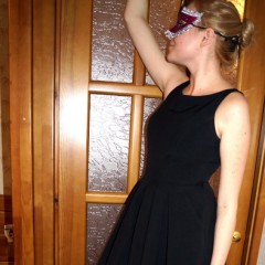 wetlookgirlsvideo.com: New set--Natali in black.