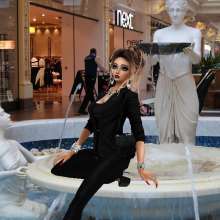 soakinJo: Soakin'  Jo Explores the Fountains in the Trafford Centre