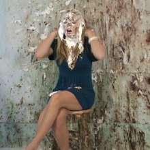 Anglefan.com: Amber returns in a messy pie and chocolate slime scene!