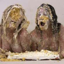 Messygirl: Naughty Cake Play!