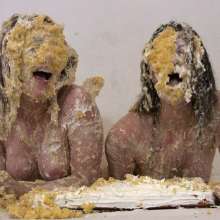 Messygirl: Naughty Cake Play!