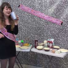 MostWam: Georginas Lonely Messy Birthday Party