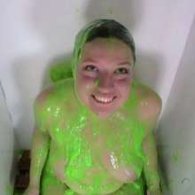 bosunbob: Three new girls, Brandi, Charlie and Lacey play Pass the Prize
