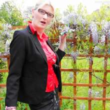 WSMProductions: Mrs. CC soaks her business suit--92 enhanced images--wsm