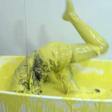 MostWam: Custard Bathing Mia