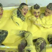 MostWam: Custard Bathing Charlotte