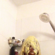 Wamchantelle: Chantelle, messy shower
