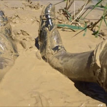 carlosstf33: Mud in pantyhose, jeans, shoes