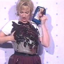 katew: Claudine's messy school uniform