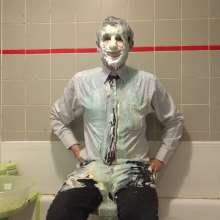 IKeepMineHidden: Clark Kent Is Pied and Slimed Into Revealing His Superman Suit