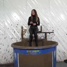 MostWam: Casual Mud Dunk Amber