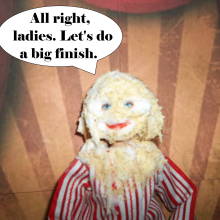 Twilight Man: Diminutive Divas:  Silly Day at the Circus