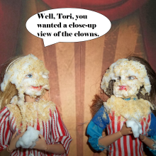 Twilight Man: Diminutive Divas:  Silly Day at the Circus