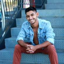 PieZone: What Do You Guys Think of This Male Model?