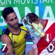 noeldavid: Esto Es Guerra Male Model Geting Pied