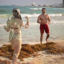 Alana SexyMessyBabes: Beach Pied