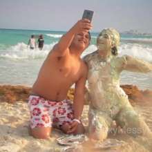 Alana SexyMessyBabes: Beach Pied