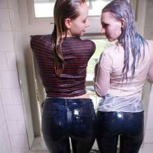 eileenvogel: Eileen and Queenofhell taking an oil bath