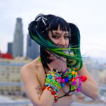 messyhot: Opening a couple of slots for customs with Lum