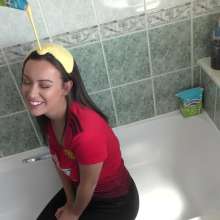 TheGungeZone: Lauren's Messy Football Forfeit