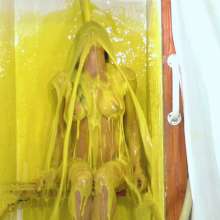 bosunbob: Can Eve keep a straight face and stay a gunge virgin?