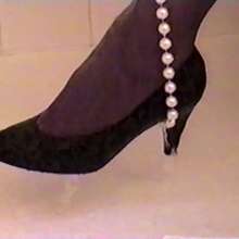 MadelineOasis: WAM Shoes Scene 1