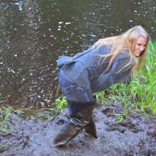 bootedbabes: Wet and Muddy Waders