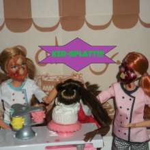 Twilight Man: The Diminutive Divas:  Patriotic Pies