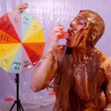 Darla DeVour: Darla's Wheel of Messy Fortune Pie Edition Live Show