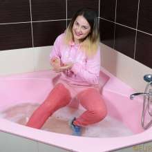 EuroWAM Team: Casual bath session--Prime section video