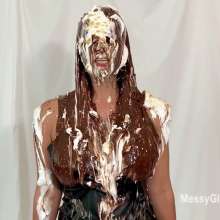 Messygirl: New Messy Glamour Girls Download: Messy in Leather