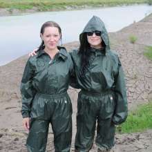 DungeonMasterOne: Green Waterproofs in the Mud with Honeysuckle and Lucia!