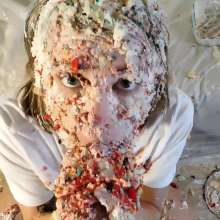 Kaydens: Kaydens' Cake Stuffed Bj Cake Sit