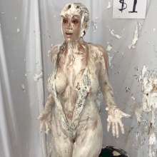 Messygirl: New Messygirl Download: "The Carnival Job 2"