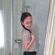 Cinqgirlracer: Office Wear Shower
