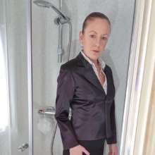 Cinqgirlracer: Office Wear Shower