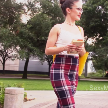 Alana SexyMessyBabes: New Babe Ruth Pied in the Park!