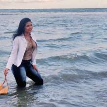 WAM Photography: Babi at the Beach