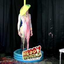 LiquidX: Tamara visits the 'Messyworld Slime Store'