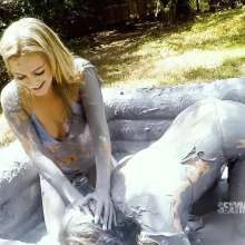 Alana SexyMessyBabes: Bikini Mud Fight