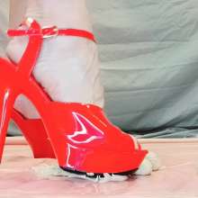 MistressOmega: Bright Red Shoes Just Crush, Crush and Crushing You!