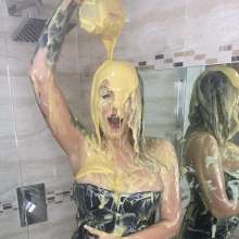 TheGungeZone: Charley's Messy Custard Fun