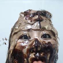 Gunkflix: Messy Mary gets covered in Nutella and Strawberry Sauce
