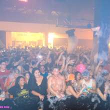 messyhot: Bubble Bobble 4 2014--turning the whole party wetlook