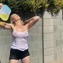 ArchNemesis: New X-rated Scene: Heidi's Oil Spill