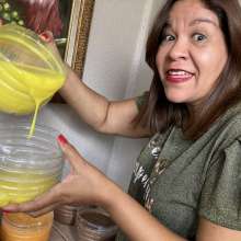 RevSlymsford: Messy Ma's Pie and Slime Posing: HD Picture Set
