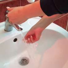 Wet Live Team: Nastya Made Herself a Bubble Bath and Took It Beautifully!